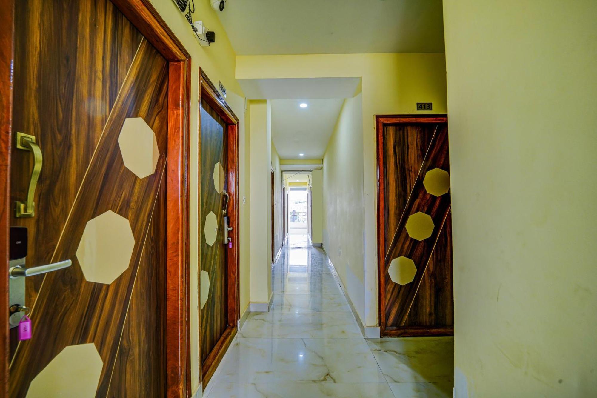 The Emerald Inn Bangalore Exterior photo