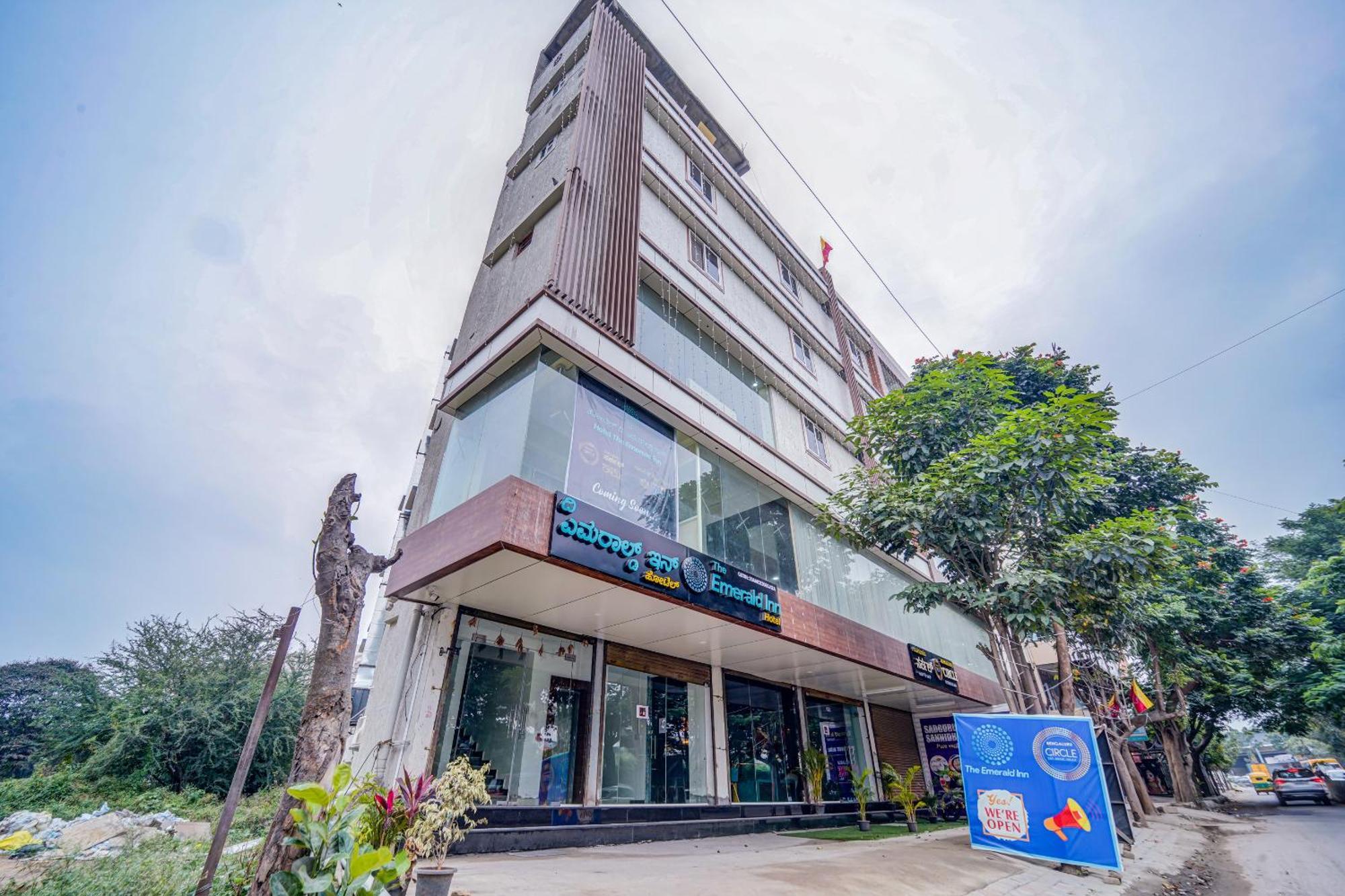 The Emerald Inn Bangalore Exterior photo